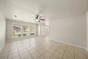 12602 Folkcrest Way, Stafford, TX 77477 - Photo 7