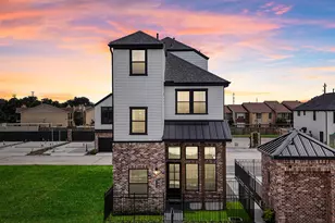 9218 Washington Hts St, Houston, TX 77063 - Photo 1