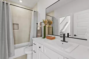9218 Washington Hts St, Houston, TX 77063 - Photo 33