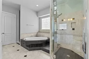 4411 Champions Ct, League City, TX 77573 - Photo 21