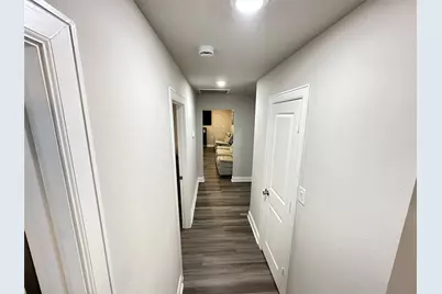 201 S 5th Street, Highlands, TX 77562 - Photo 21