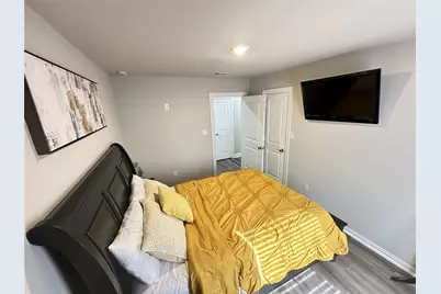 201 S 5th Street, Highlands, TX 77562 - Photo 23