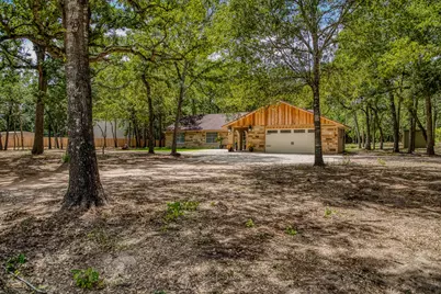 5504 Hillside, Brenham, TX 77833 - Photo 3