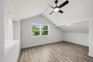 10406 Broadstairs St, Houston, TX 77013 - Photo 21