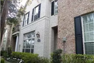 1044 Memorial Village Dr, Houston, TX 77024 - Photo 1