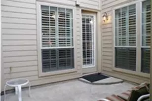 1044 Memorial Village Dr, Houston, TX 77024 - Photo 11