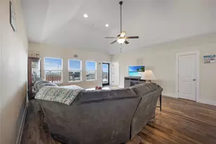 4304 Bolivar Cir, Port Bolivar, TX 77650 - Photo 31