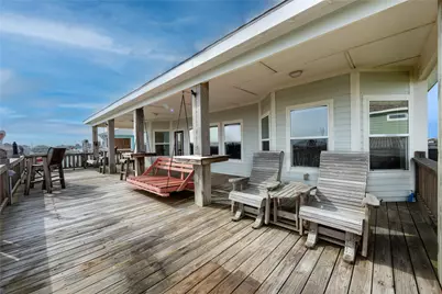 4304 Bolivar Circle, Port Bolivar, TX 77650 - Photo 13