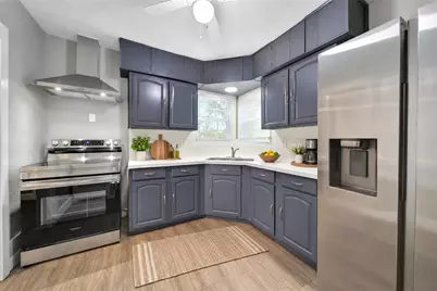 7707 Arberry Street, Houston, TX 77012 - Photo 11