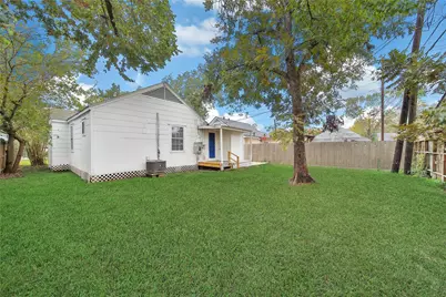 7707 Arberry Street, Houston, TX 77012 - Photo 27