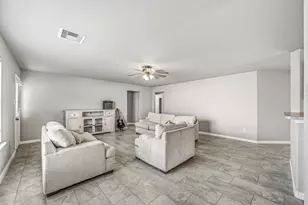 14306 Darrah Dr, Houston, TX 77090 - Photo 5