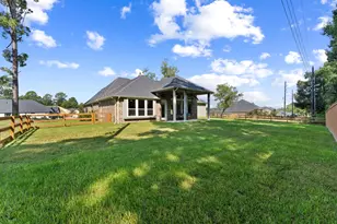 522 Black Bronco Rd, Magnolia, TX 77354 - Photo 3