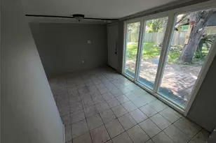 738 Beachcomber Ln, Houston, TX 77062 - Photo 13