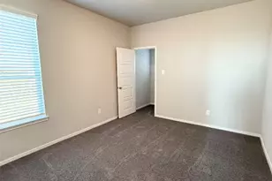 2502 Shallow Lake Dr, Iowa Colony, TX 77583 - Photo 19