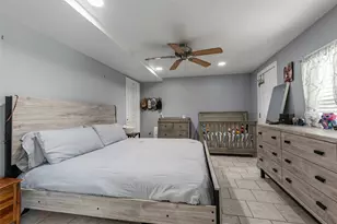 4412 Ave R 1/2, Galveston, TX 77550 - Photo 39