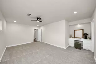 4830 Omeara Dr, Houston, TX 77035 - Photo 25