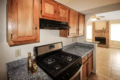 11614 Gullwood, Houston, TX 77089 - Photo 7