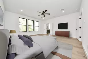 1422 Caywood Ln, Houston, TX 77055 - Photo 11