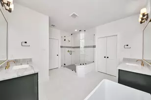1422 Caywood Ln, Houston, TX 77055 - Photo 13