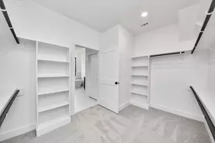 1422 Caywood Ln, Houston, TX 77055 - Photo 15