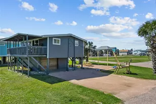 14103 Duncan Way, Galveston, TX 77554 - Photo 21