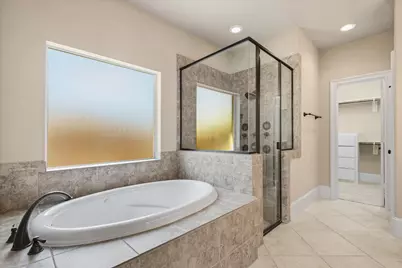 15811 Crestbrook Drive, Houston, TX 77059 - Photo 25