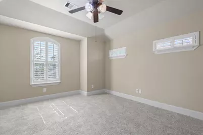 15811 Crestbrook Drive, Houston, TX 77059 - Photo 35