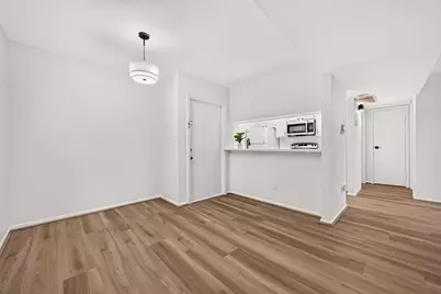 3015 Walnut Bend Lane Lane #31, Houston, TX 77042 - Photo 23
