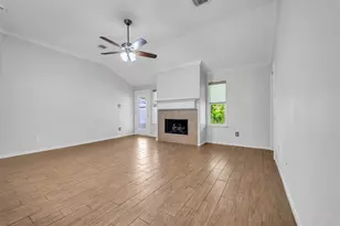 16607 Convoy Ct, Crosby, TX 77532 - Photo 9
