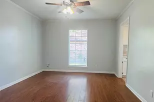 212 Dogwood St, Lake Jackson, TX 77566 - Photo 5