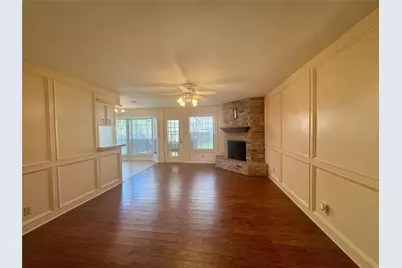 212 Dogwood Street, Lake Jackson, TX 77566 - Photo 3