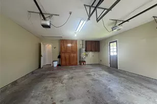 212 Dogwood St, Lake Jackson, TX 77566 - Photo 25