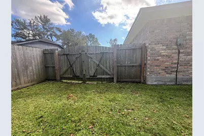 212 Dogwood Street, Lake Jackson, TX 77566 - Photo 31