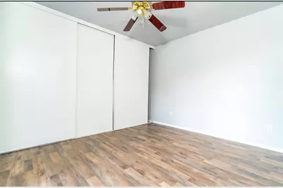 418 Garland Drive #206, Lake Jackson, TX 77566 - Photo 9