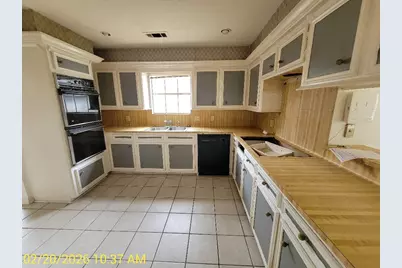 449 Stephen F Austin Drive, Conroe, TX 77302 - Photo 5