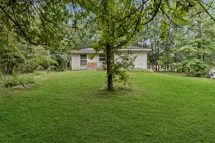 1040 Monroe St, Crockett, TX 75835 - Photo 3