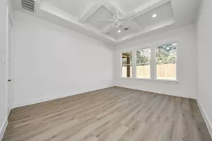 205 Wyndemere Dr, Montgomery, TX 77356 - Photo 9