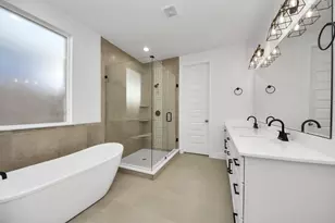 205 Wyndemere Dr, Montgomery, TX 77356 - Photo 11