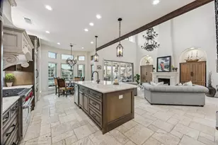 529 Southport Ln, Kemah, TX 77565 - Photo 9