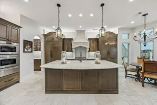 529 Southport Ln, Kemah, TX 77565 - Photo 11