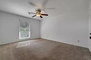 18626 Point Lookout Dr, Nassau Bay, TX 77058 - Photo 29