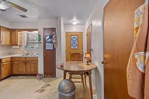 20604 Dawn Dr, Lago Vista, TX 78645 - Photo 7