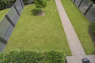 824 Cage St, Houston, TX 77020 - Photo 3