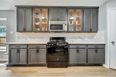 22250 Queenbury Hills Drive, Houston, TX 77073 - Photo 9