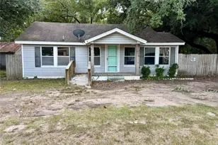 410 E 1st St, Groveton, TX 75845 - Photo 5