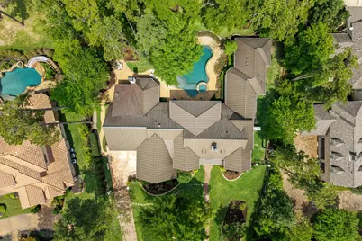 15 Sterling Dale Place, The Woodlands, TX 77382 - Photo 47