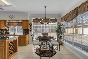 4410 Heatherwilde St, Sugar Land, TX 77479 - Photo 11