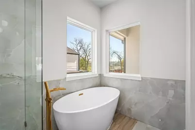 306 E 40th Street #A, Houston, TX 77018 - Photo 21