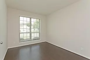 3327 Summerwood Ln, Pearland, TX 77584 - Photo 9