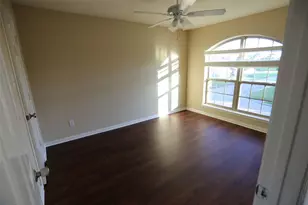 3327 Summerwood Ln, Pearland, TX 77584 - Photo 17